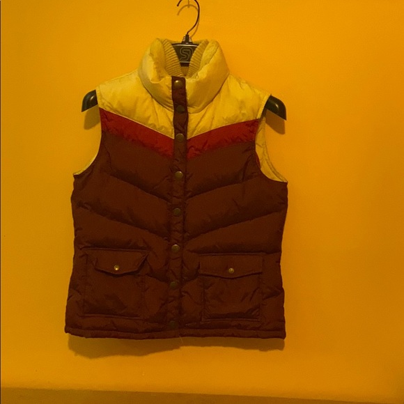 🚫SOLD🚫 Winter vest - Picture 2 of 6